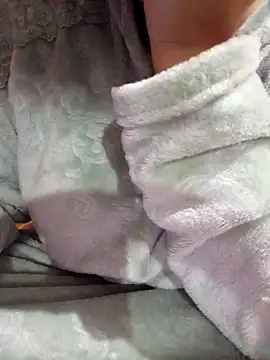 Snapshot of chahoda246 chatting on February 6, 8:45 pm chahoda246 online show from February 6, 8:45 pm