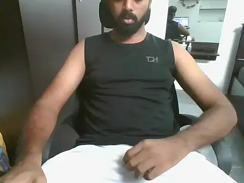 lovelyakash69 online show from February 26, 10:25 am