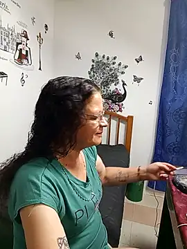 katrina perez online show from February 26, 10:42 pm