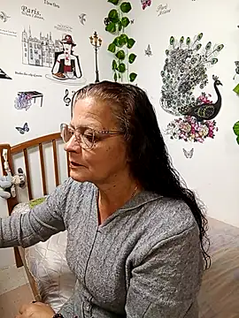 katrina perez online show from March 30, 11:39 pm