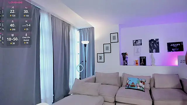 Snapshot of Ivy_rein chatting on December 17, 7:53 pm Ivy rein online show from December 17, 7:53 pm