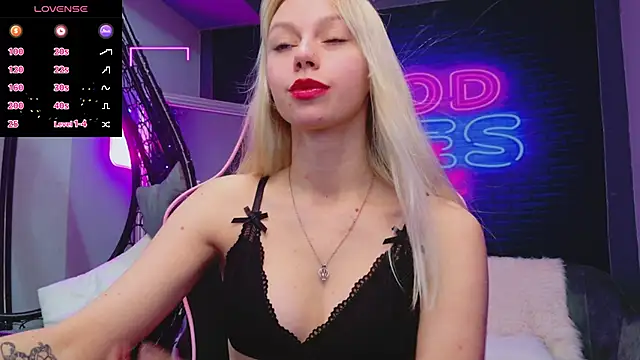 AlessiaCroft online show from November 24, 5:07 am