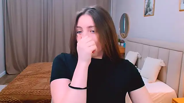 marshmallowee online show from March 25, 2:45 pm