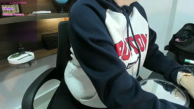 AlissaJoness online show from April 12, 11:48 am