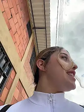 Baby  Otaku online show from April 18, 6:45 pm