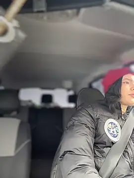 MeekyRich online show from March 18, 3:42 am