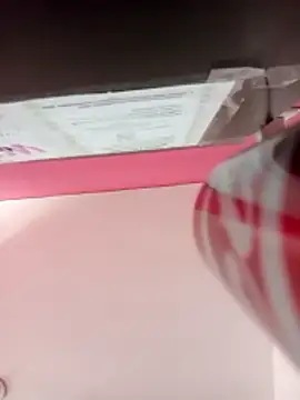 Snapshot of luuiss12 chatting on January 10, 9:41 pm luuiss12 online show from January 10, 9:41 pm