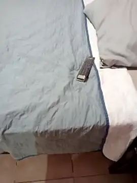 Snapshot of luuiss12 chatting on January 11, 10:26 pm luuiss12 online show from January 11, 10:26 pm