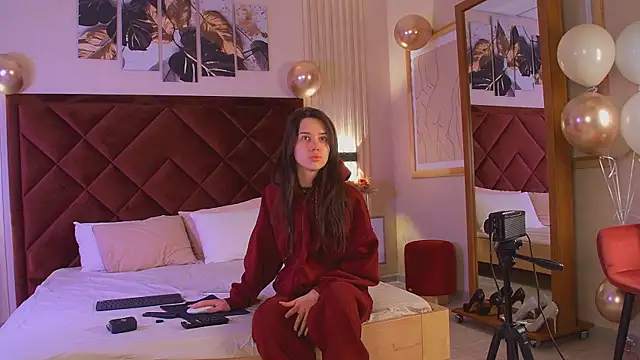 StacyHarland online show from February 12, 4:29 am