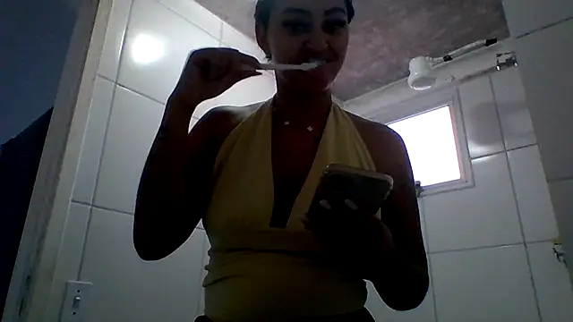 Snapshot of querida777 chatting on July 17, 2:45 pm querida777 online show from July 17, 2:45 pm