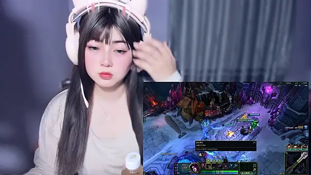 Snapshot of yuki3366 chatting on February 5, 12:43 pm yuki3366 online show from February 5, 12:43 pm