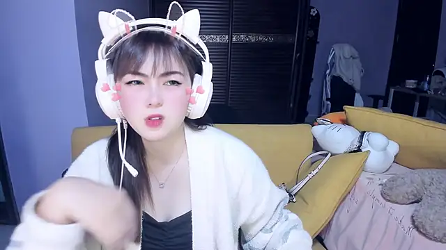 Snapshot of yuki3366 chatting on February 14, 9:39 am yuki3366 online show from February 14, 9:39 am