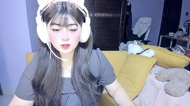 Snapshot of yuki3366 chatting on February 15, 1:20 pm yuki3366 online show from February 15, 1:20 pm