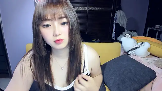 Snapshot of yuki3366 chatting on February 16, 1:40 pm yuki3366 online show from February 16, 1:40 pm