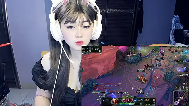 Snapshot of yuki3366 chatting on February 22, 2:04 pm yuki3366 online show from February 22, 2:04 pm