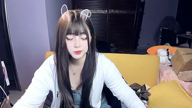 Snapshot of yuki3366 chatting on February 25, 12:48 pm yuki3366 online show from February 25, 12:48 pm