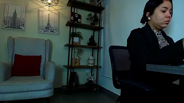  Victoria Collins online show from February 21, 10:27 am