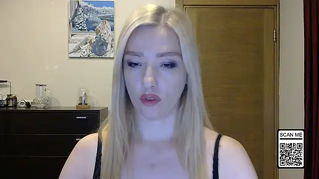 Wild Silk Desire online show from October 9, 1:20 pm