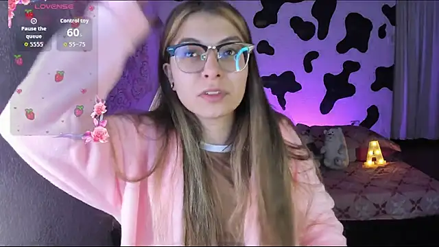 Snapshot of abbie_jensen_ chatting on January 6, 3:10 am abbie jensen online show from January 6, 3:10 am