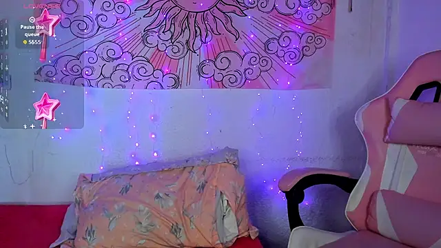 Snapshot of abbie_jensen_ chatting on August 2, 5:44 pm abbie jensen online show from August 2, 5:44 pm