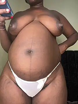 Snapshot of bignipple254 chatting on July 19, 10:02 pm bignipple254 online show from July 19, 10:02 pm