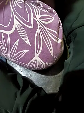 sex yboy00 online show from October 29, 5:25 pm