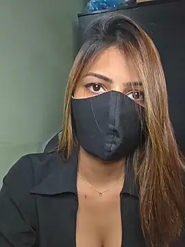 Isha Sax online show from March 20, 6:29 am