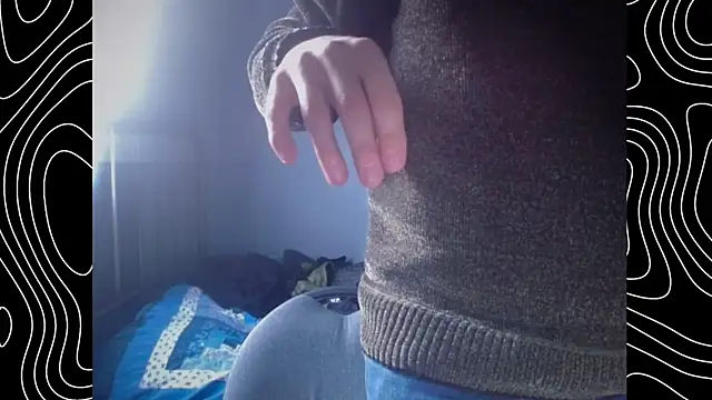 Snapshot of lustylyndon chatting on December 2, 4:13 pm lustylyndon online show from December 2, 4:13 pm