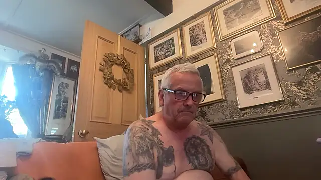 poggles online show from July 14, 2:01 pm