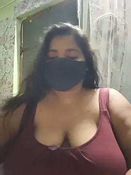 Snapshot of Liyaa_24 chatting on June 18, 5:17 pm Liyaa 24 online show from June 18, 5:17 pm