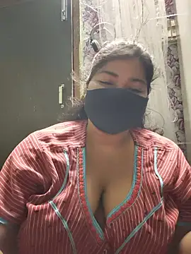 Snapshot of Liyaa_24 chatting on June 30, 4:30 pm Liyaa 24 online show from June 30, 4:30 pm