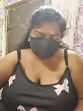 Snapshot of Liyaa_24 chatting on July 15, 4:34 pm Liyaa 24 online show from July 15, 4:34 pm