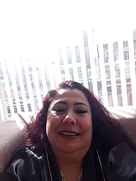 EmmaJhomson online show from April 14, 1:06 pm