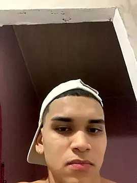 Snapshot of dailydosam chatting on January 6, 2:59 am dailydosam online show from January 6, 2:59 am