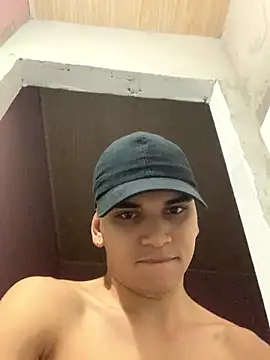 Snapshot of dailydosam chatting on January 10, 3:30 am dailydosam online show from January 10, 3:30 am