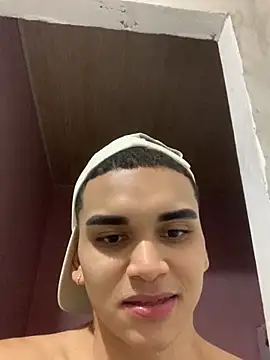 Snapshot of dailydosam chatting on January 12, 1:55 am dailydosam online show from January 12, 1:55 am