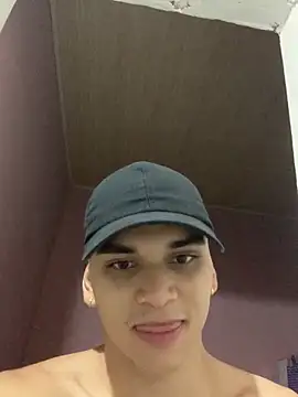 Snapshot of dailydosam chatting on February 2, 1:15 am dailydosam online show from February 2, 1:15 am