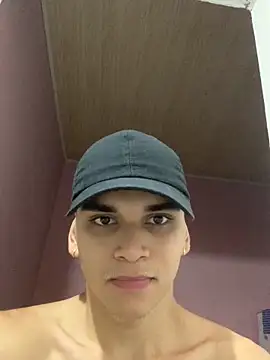 Snapshot of dailydosam chatting on February 18, 3:08 pm dailydosam online show from February 18, 3:08 pm