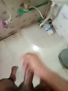 Snapshot of zim200 chatting on February 25, 7:51 am zim200 online show from February 25, 7:51 am