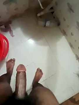 Snapshot of zim200 chatting on March 28, 5:12 pm zim200 online show from March 28, 5:12 pm