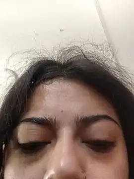 viollettaa  online show from April 12, 1:38 pm