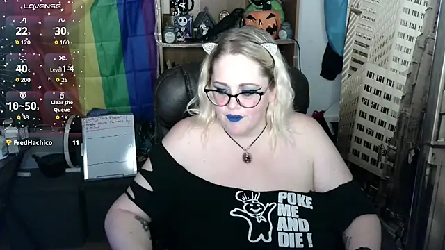 Snapshot of Kinky_Witch chatting on July 18, 6:45 pm Kinky Witch online show from July 18, 6:45 pm