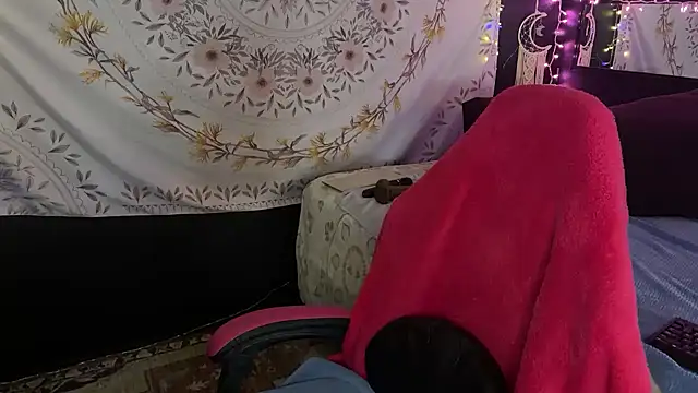 Snapshot of BossMomma0387 chatting on January 16, 11:31 pm BossMomma0387 online show from January 16, 11:31 pm