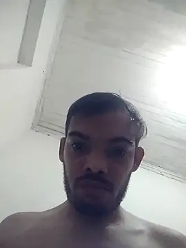 Snapshot of GuilhermeYuree chatting on November 4, 4:33 am GuilhermeYuree online show from November 4, 4:33 am