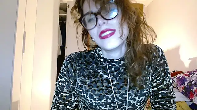 refem9 online show from October 13, 4:40 pm