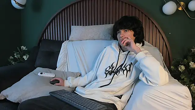 Diamond twink online show from July 24, 7:17 am