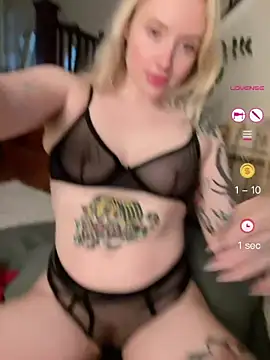 seeunexttuesday online show from July 1, 10:53 pm