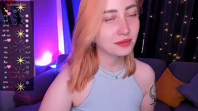 Snapshot of deboramoore chatting on July 9, 2:04 am deboramoore online show from July 9, 2:04 am