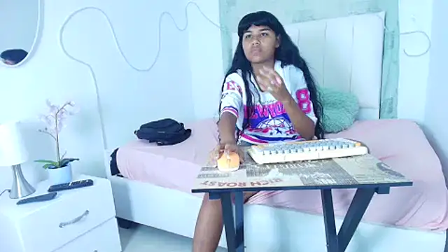 Andre lezcano online show from February 13, 5:09 pm