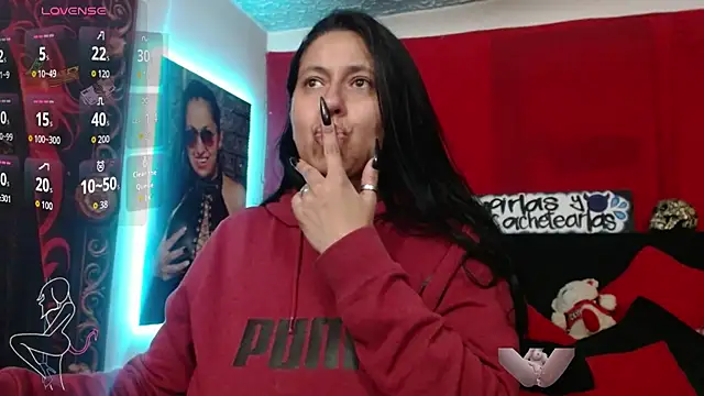 Snapshot of holydeath_1 chatting on June 24, 8:41 pm holydeath 1 online show from June 24, 8:41 pm